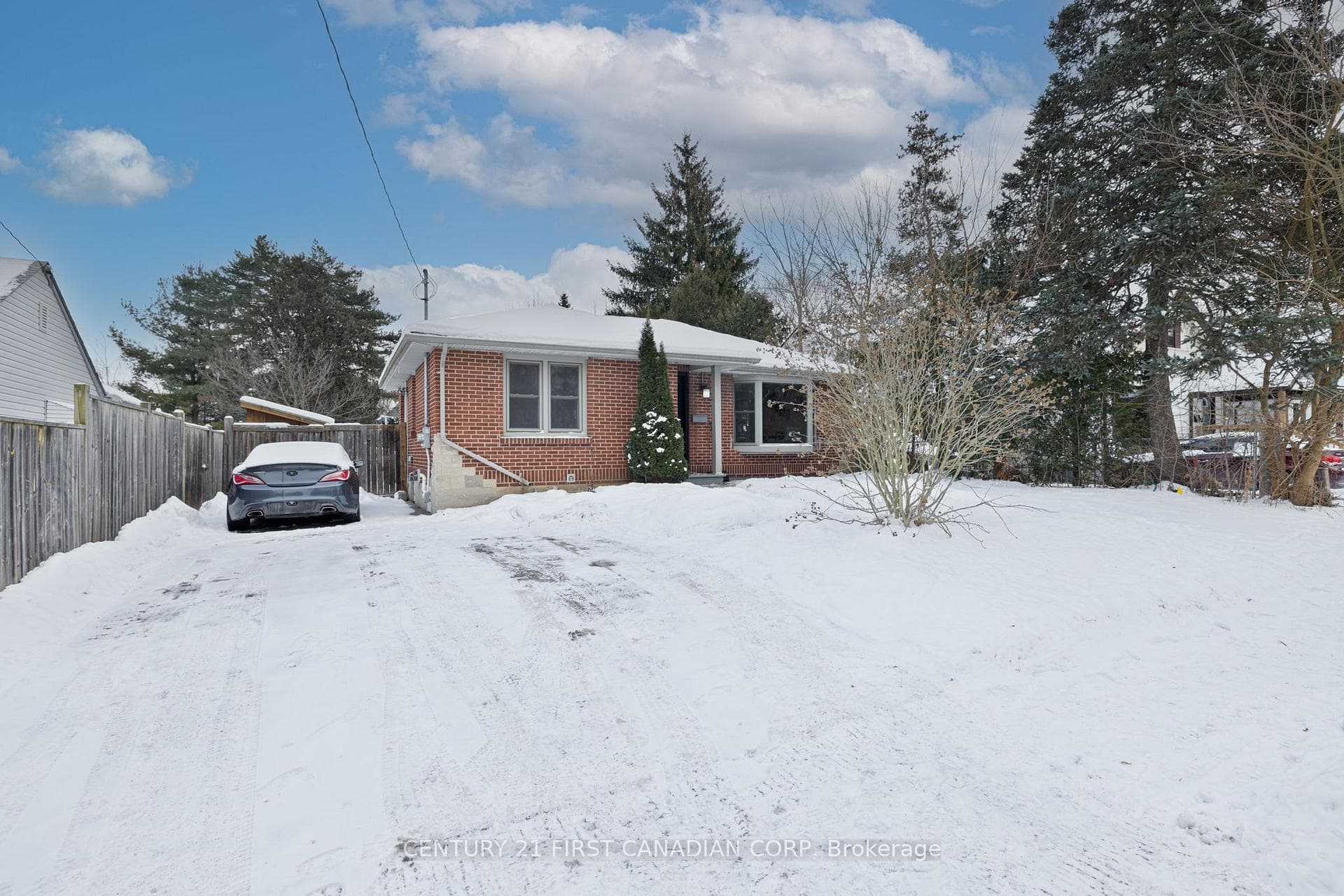 74 Barker Street photo 1
