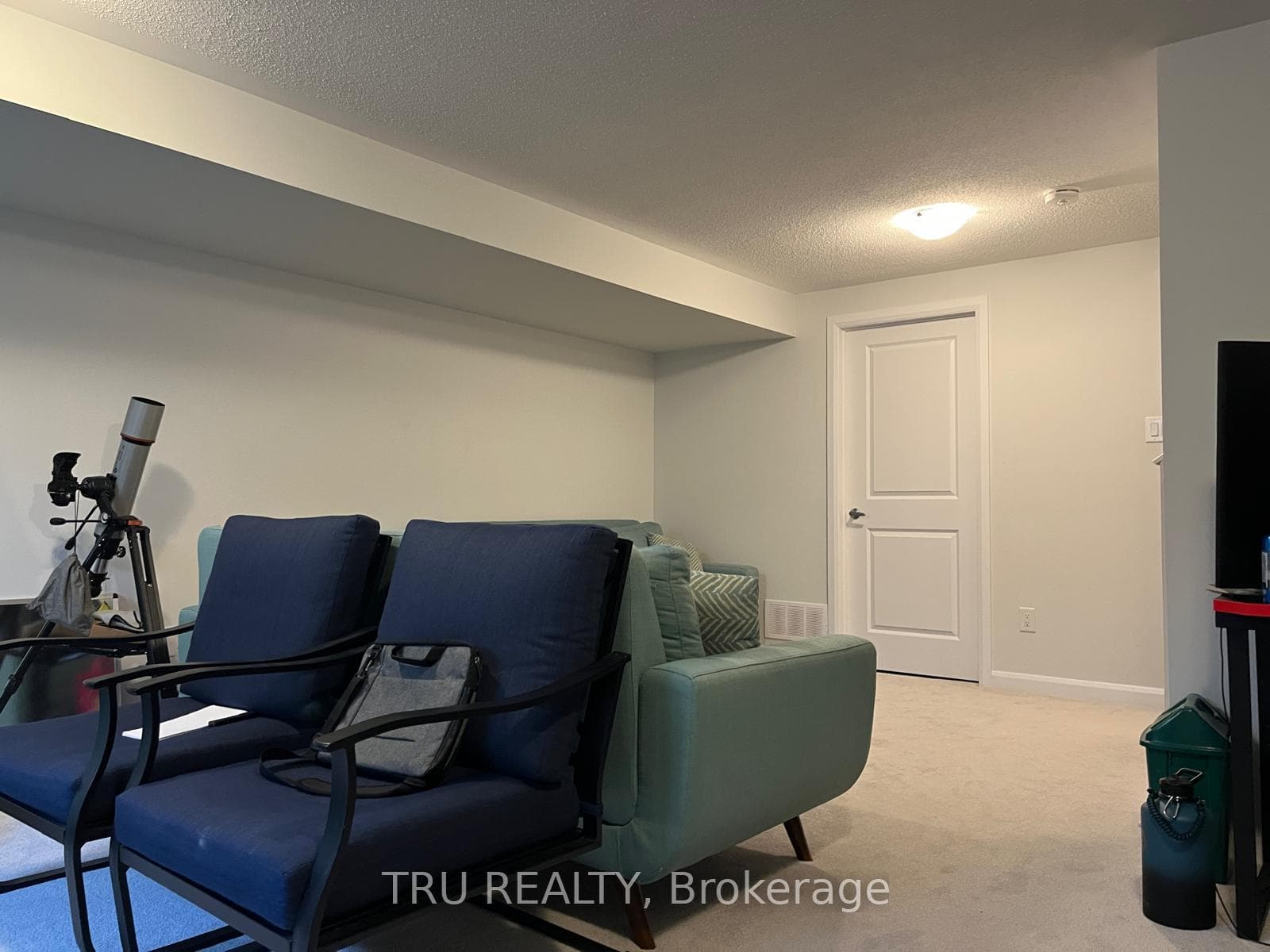 919 Athenry Court photo 17