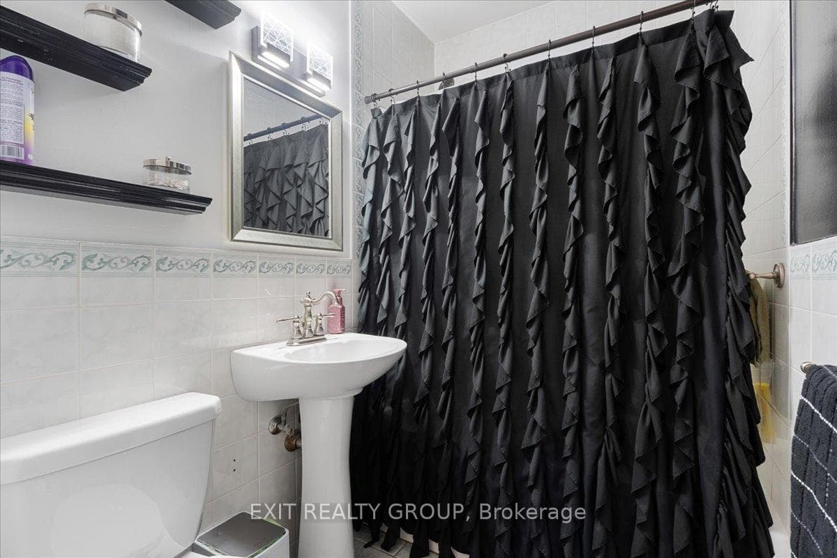 58 Sinclair Street photo 13