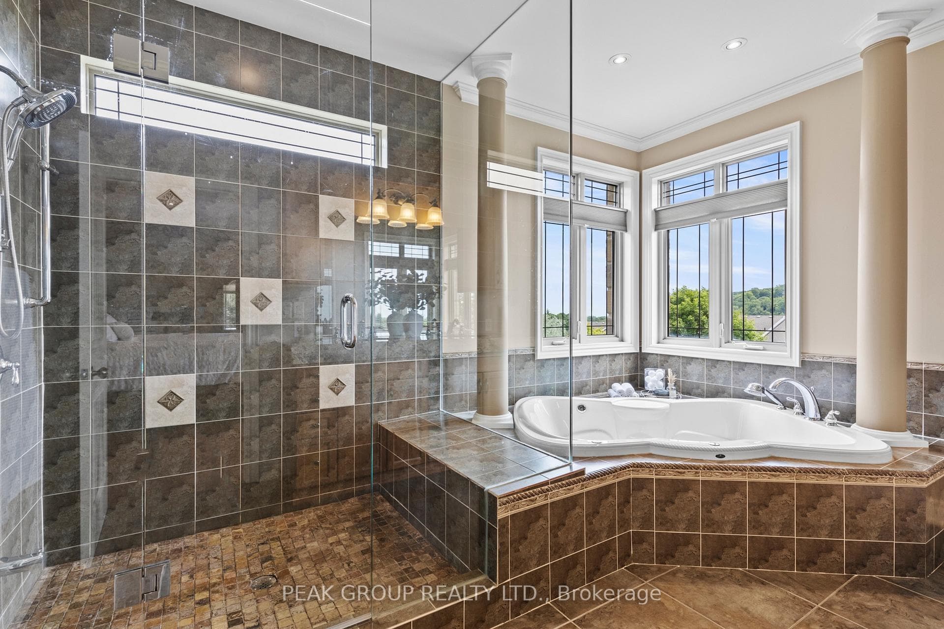 63 TANBARK Road photo 20