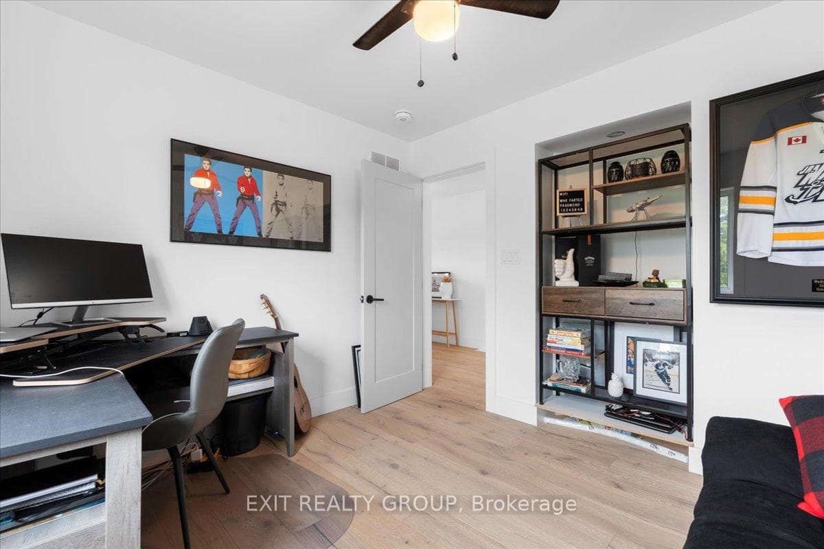 129 Viewmount Avenue photo 18