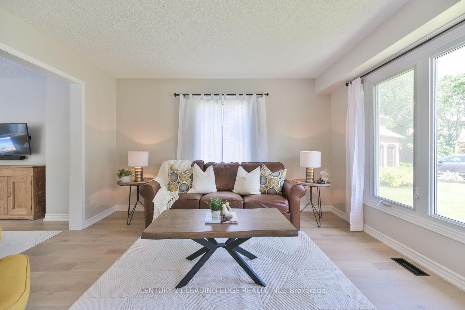 30 McGuire Crescent photo 12