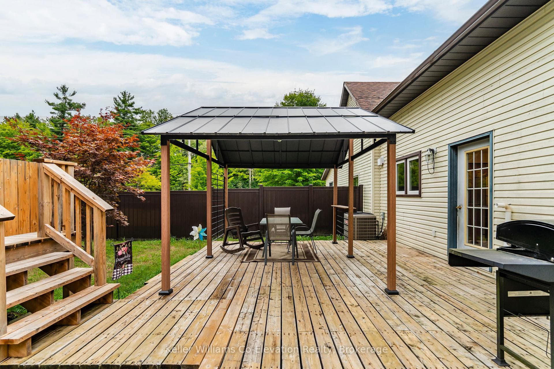 924 6 County Road photo 21