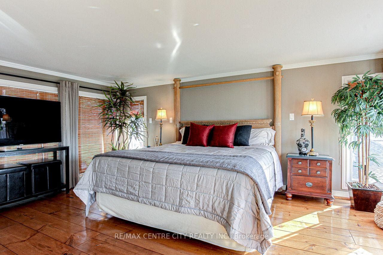 174 Harrison Place photo 25
