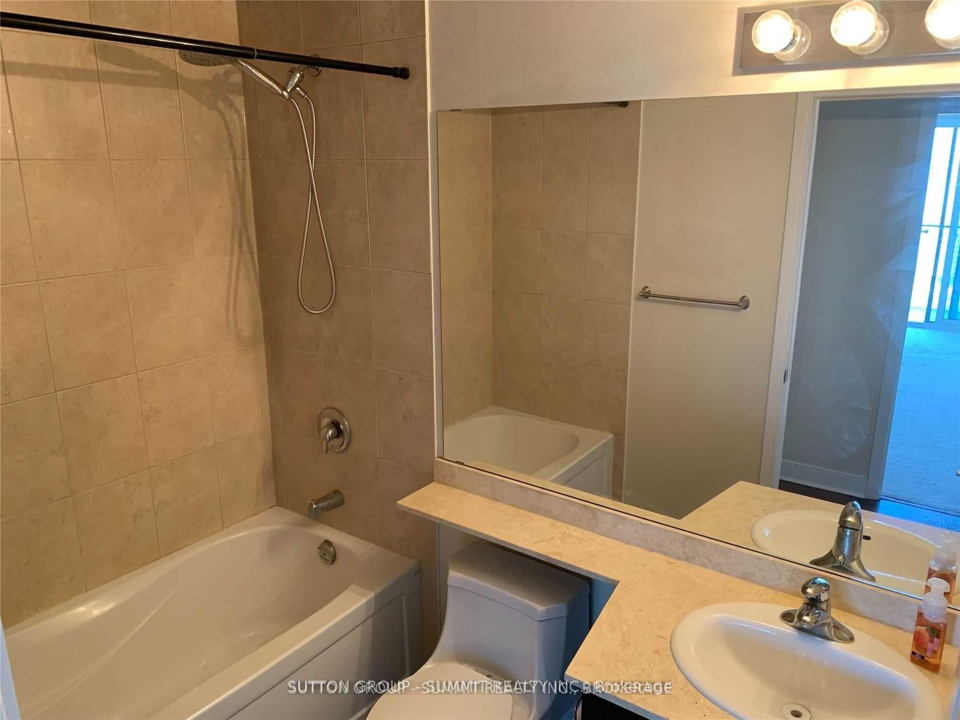 50 Absolute Avenue Unit 1610 photo 6