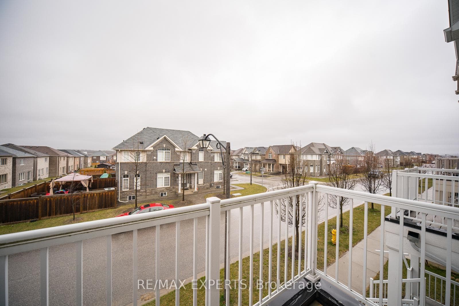 49 Devineridge Avenue photo 25