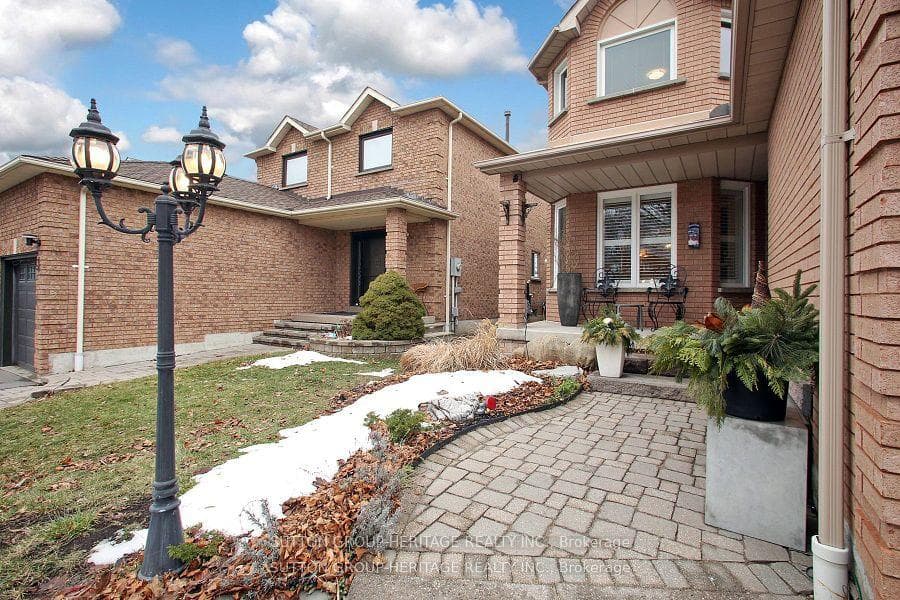 61 Eldridge Place photo 3