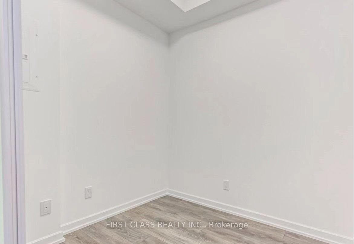56 Forest Manor Road Unit 801 photo 12