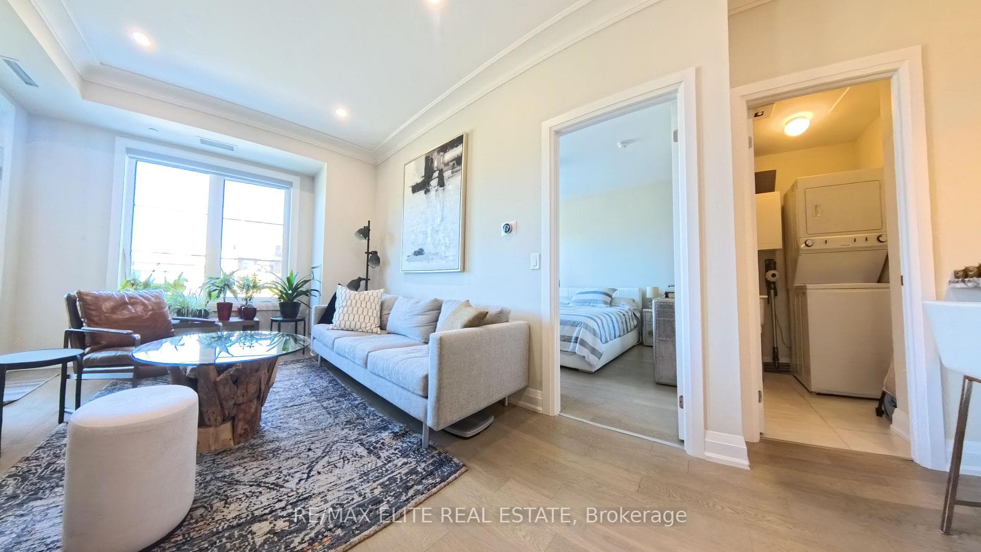 7 Bond Crescent Unit 213 photo 14