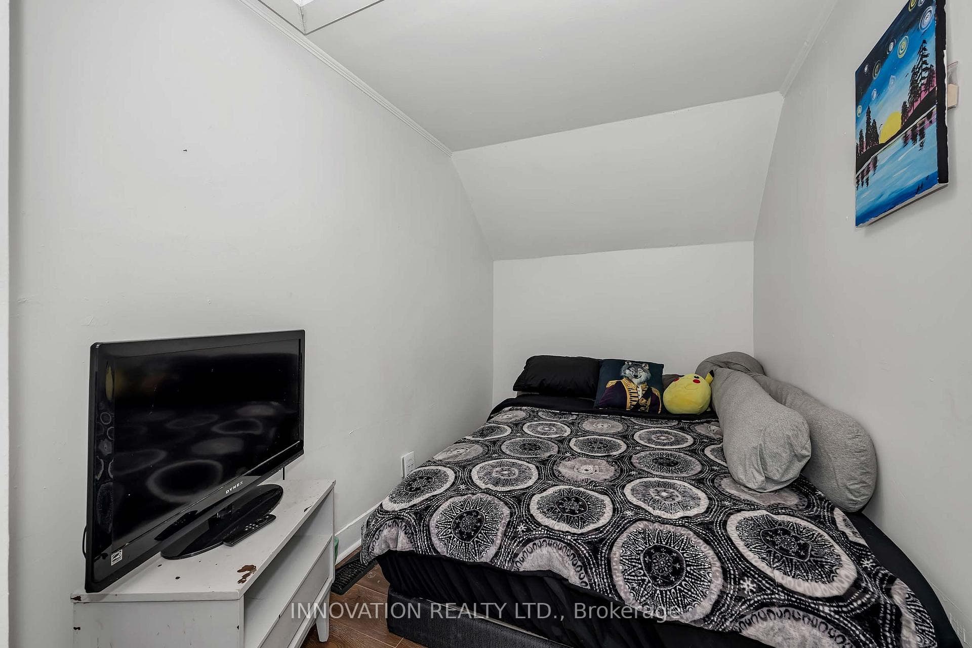 58 Russell Street photo 29
