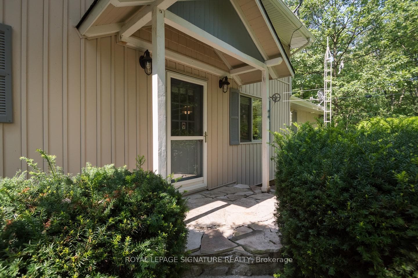 1371 Middletown Road photo 7