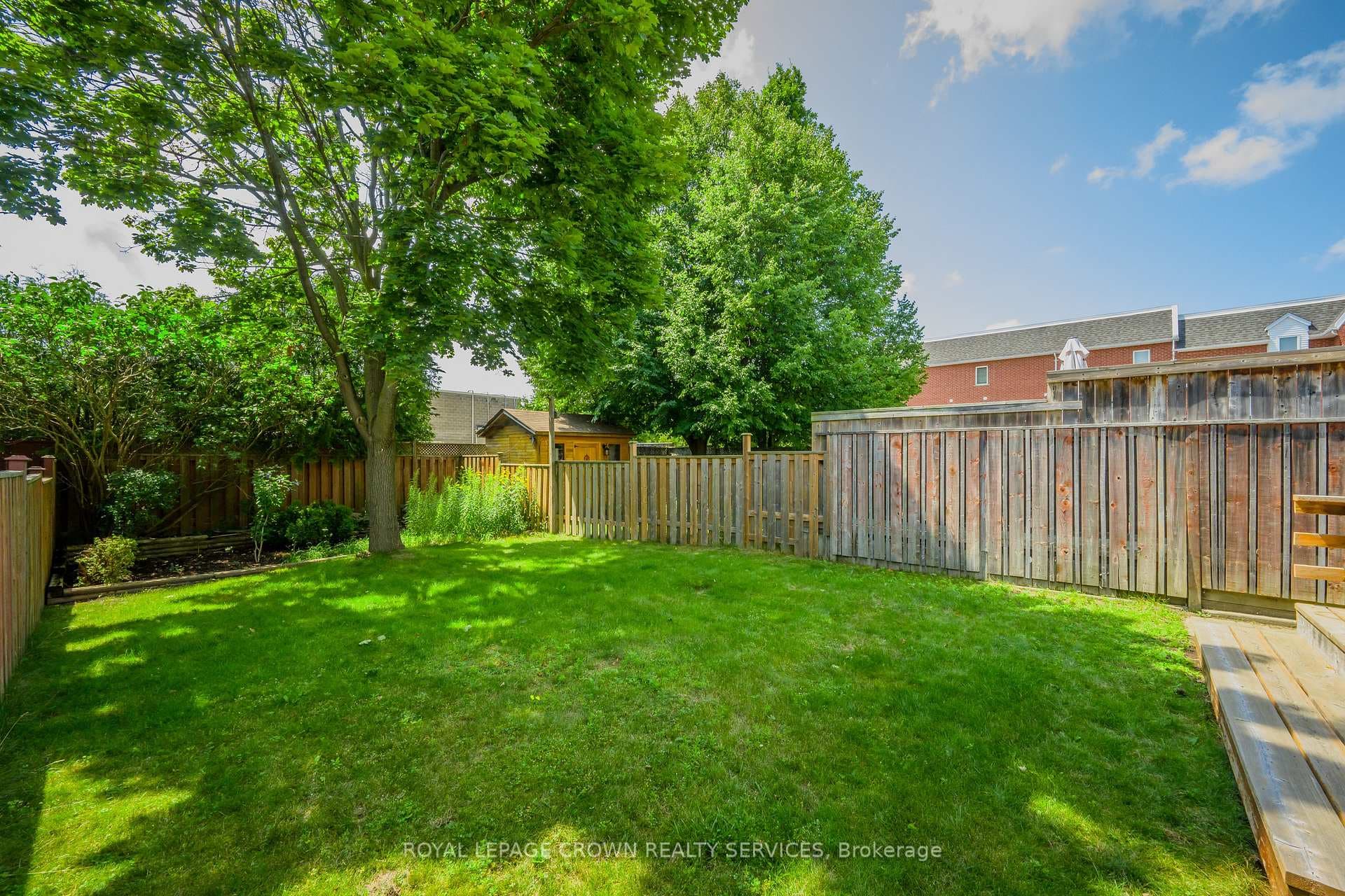 261 Auburn Drive photo 32