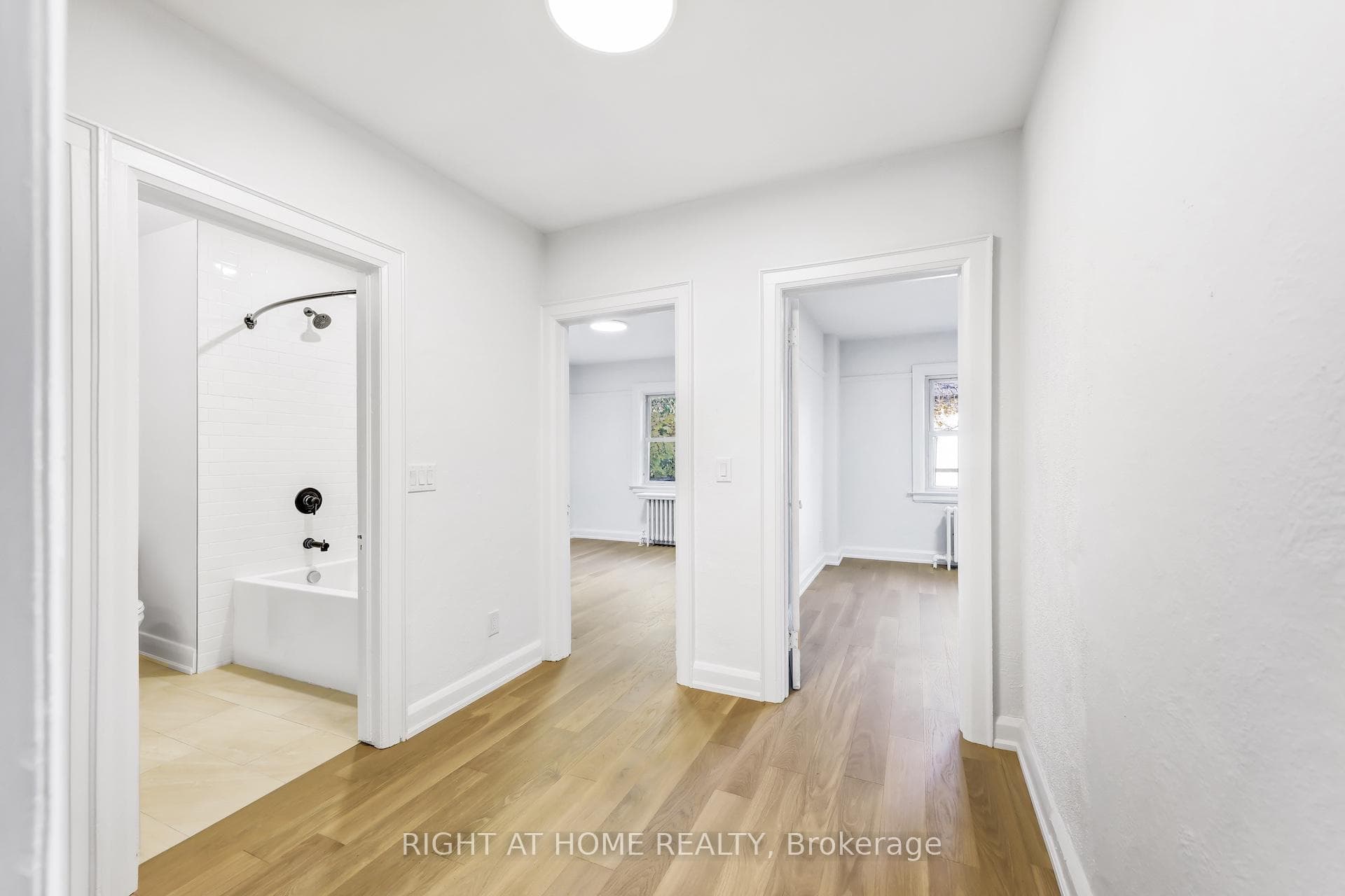35 Braemar Avenue photo 10
