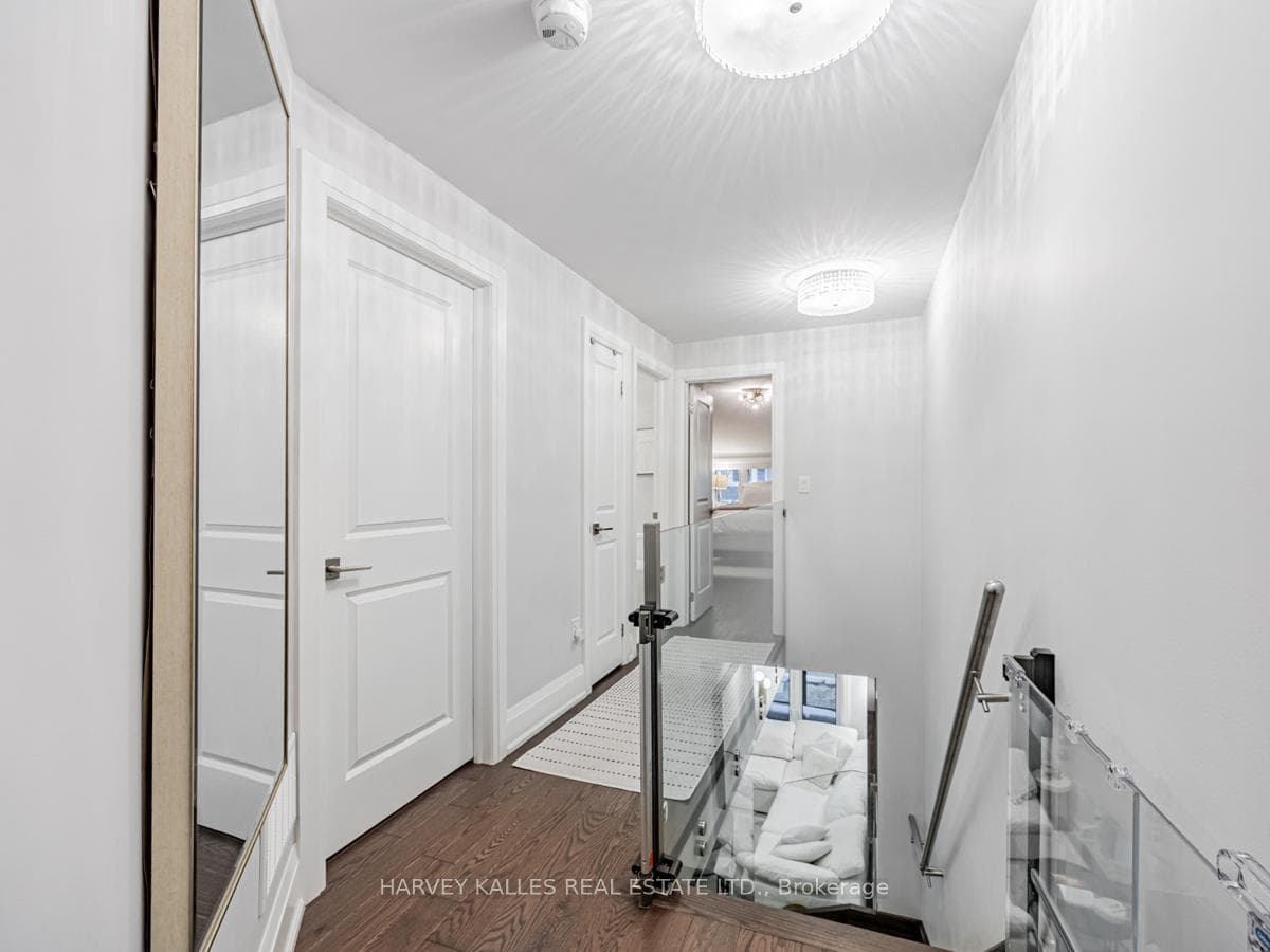 59 Ashburnham Road photo 24