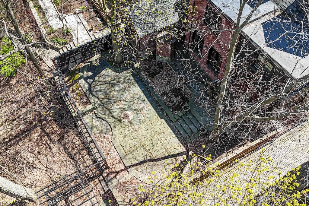 30 Heathdale Road photo 49
