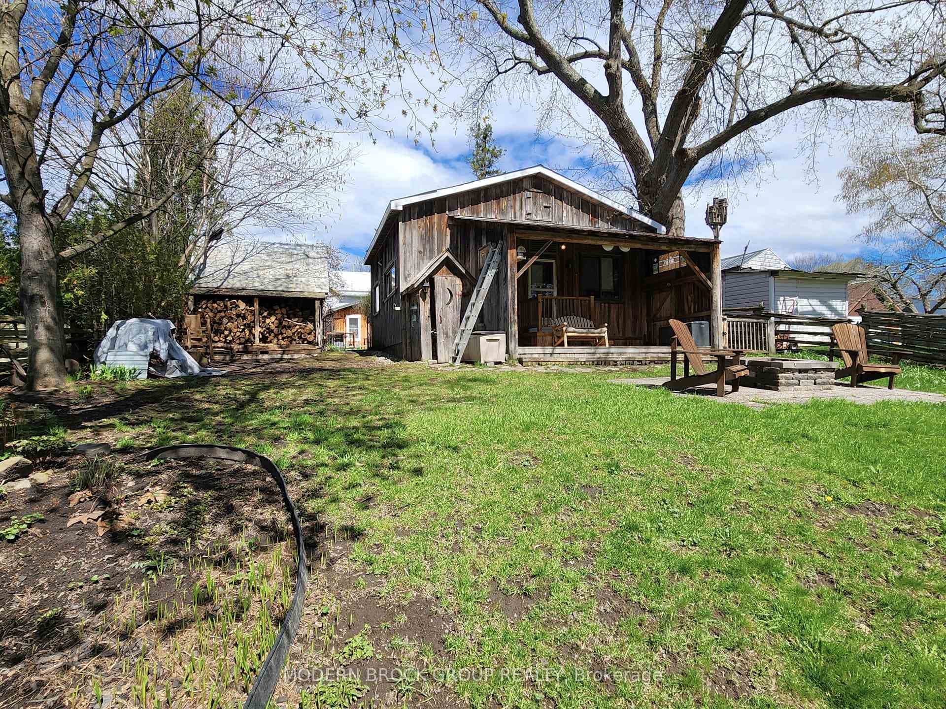 287 Brock Street photo 38