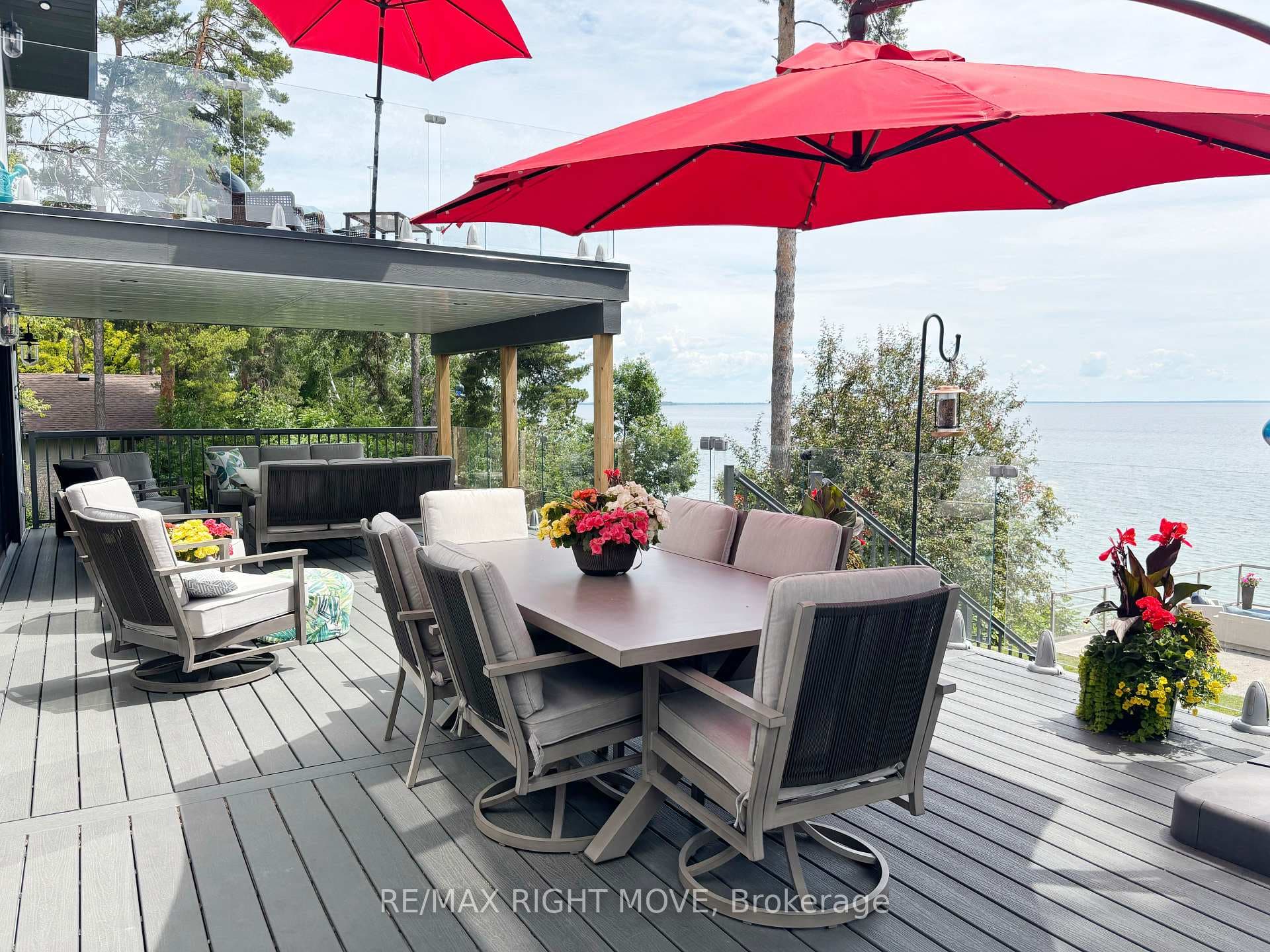 Shade & fire table included