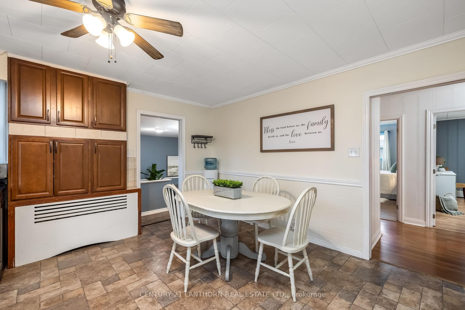 14 Kitchener Avenue photo 8
