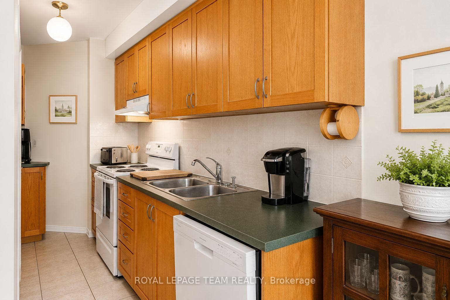 1108 Gablefield Private Unit 20 photo 13