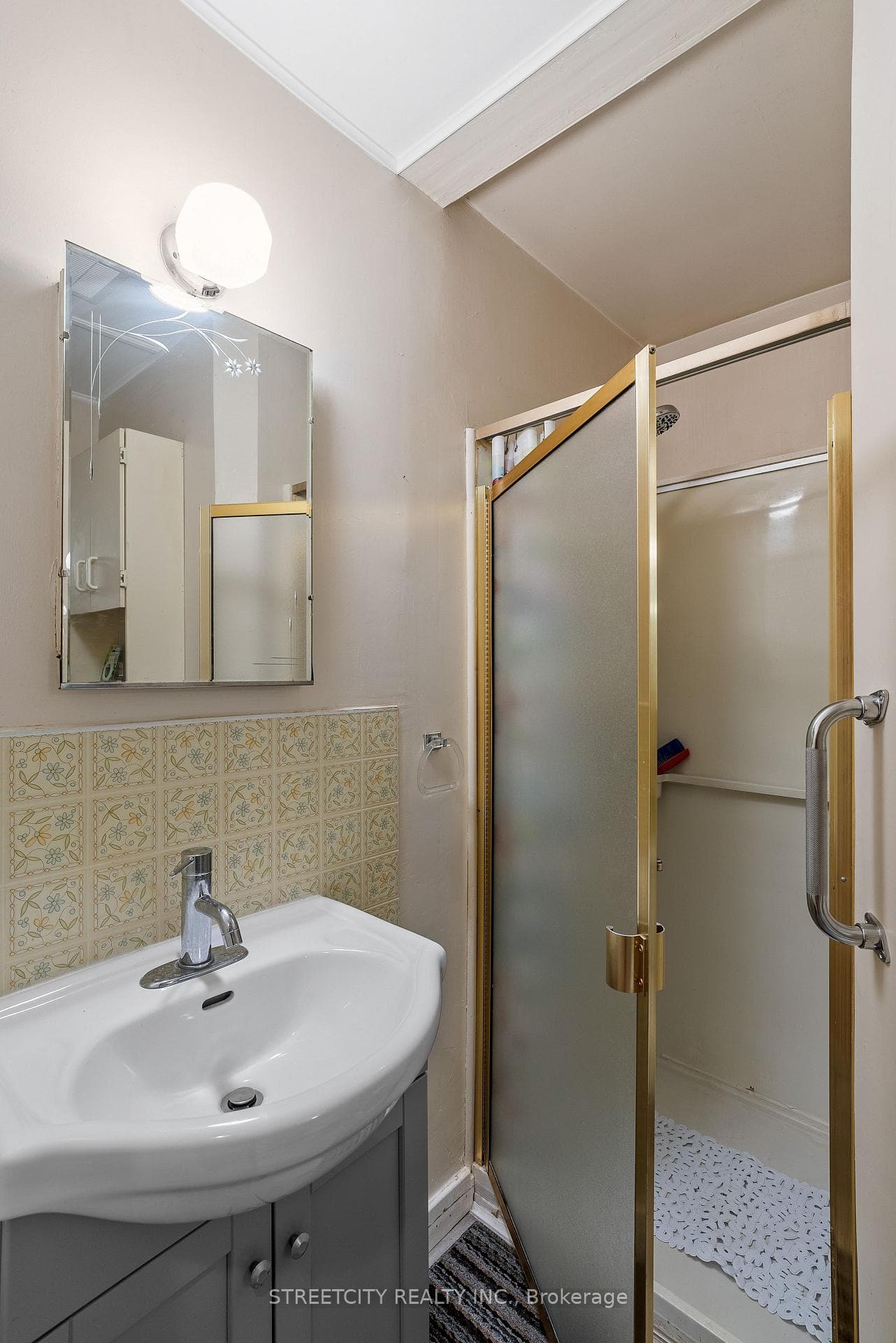 937 Luxton Drive photo 20