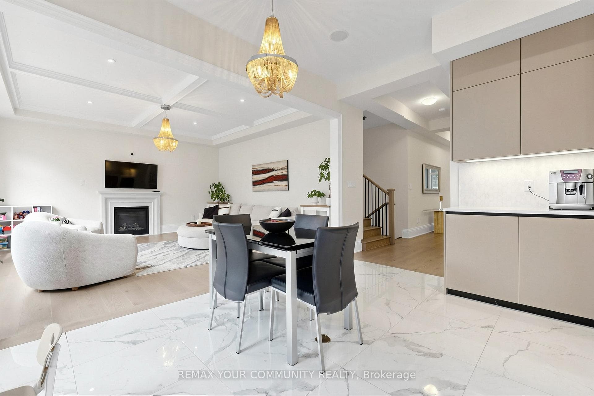 60 Royal Hill Court photo 8
