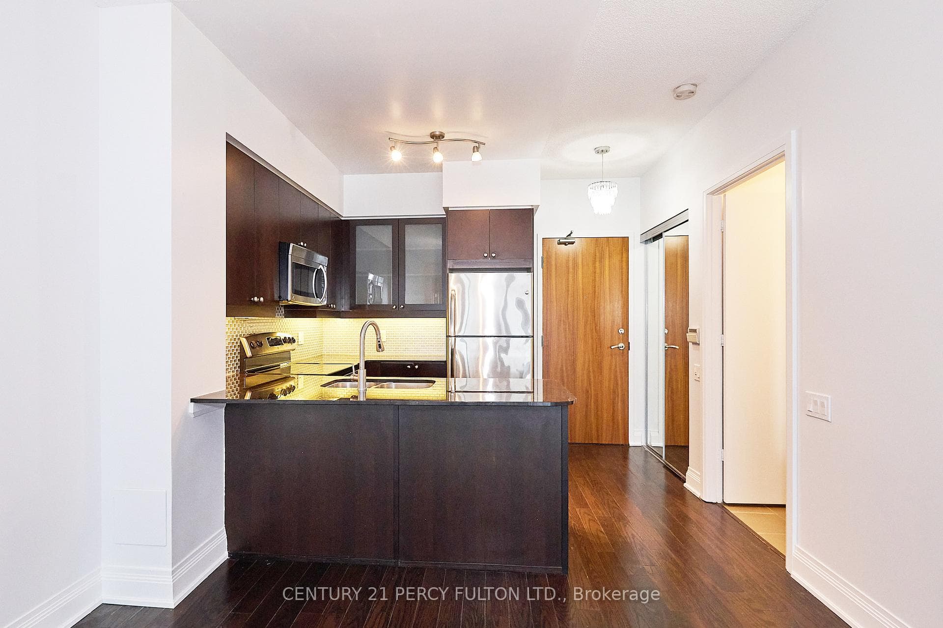 2191 Yonge Street Unit 4109 photo 8