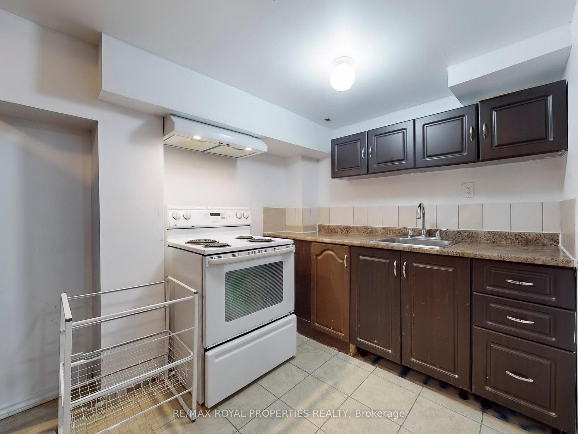 1758 Hayden Lane photo 39