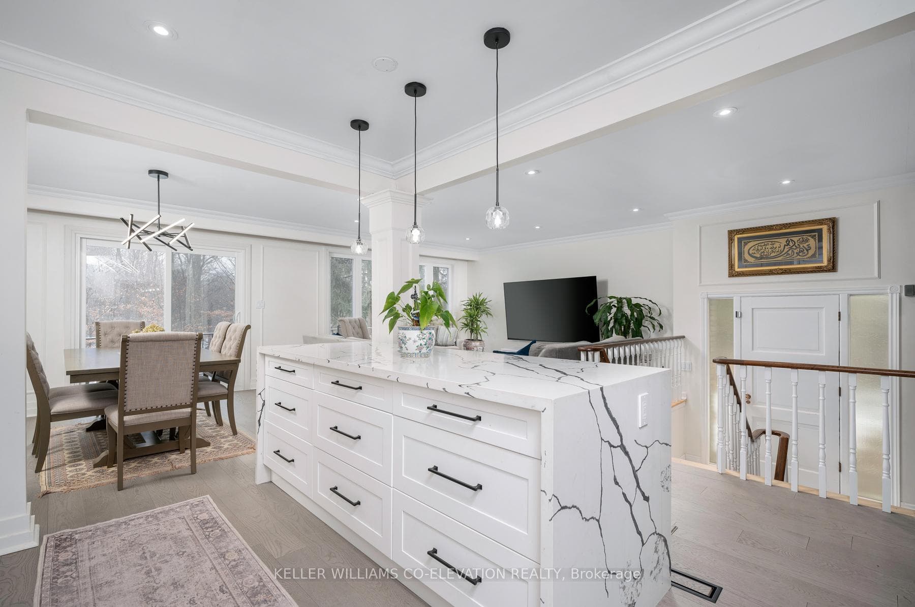 487 Arnhem Drive photo 7