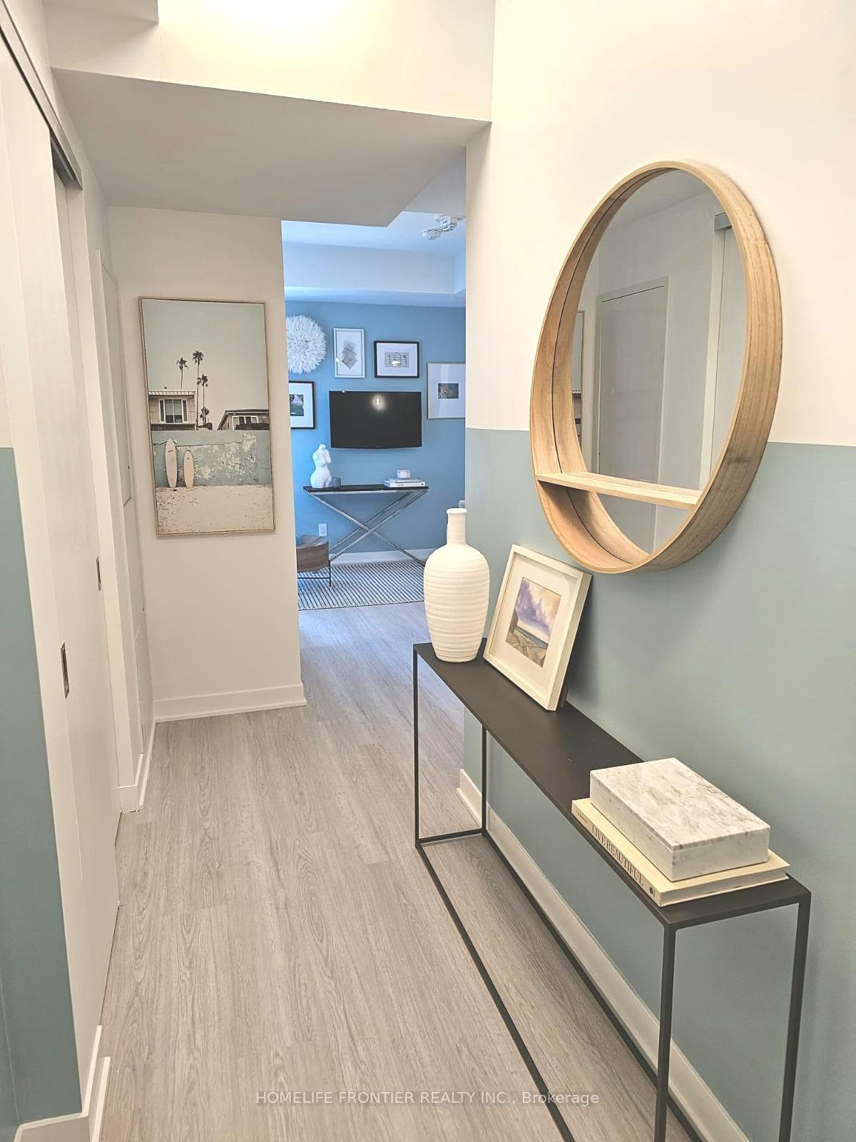 185 Alberta Avenue Unit 506 photo 2