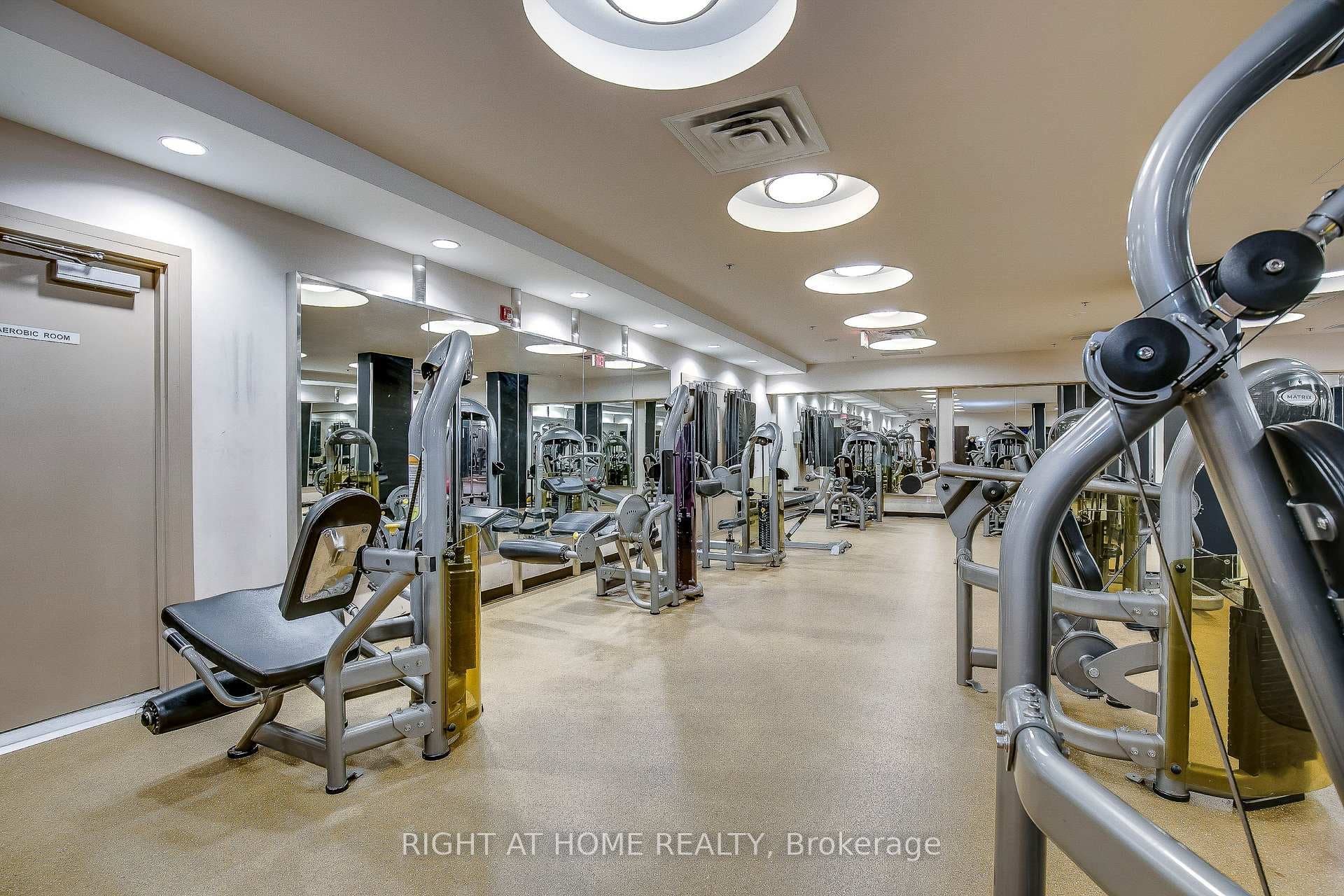 80 Absolute Avenue Unit 2909 photo 28