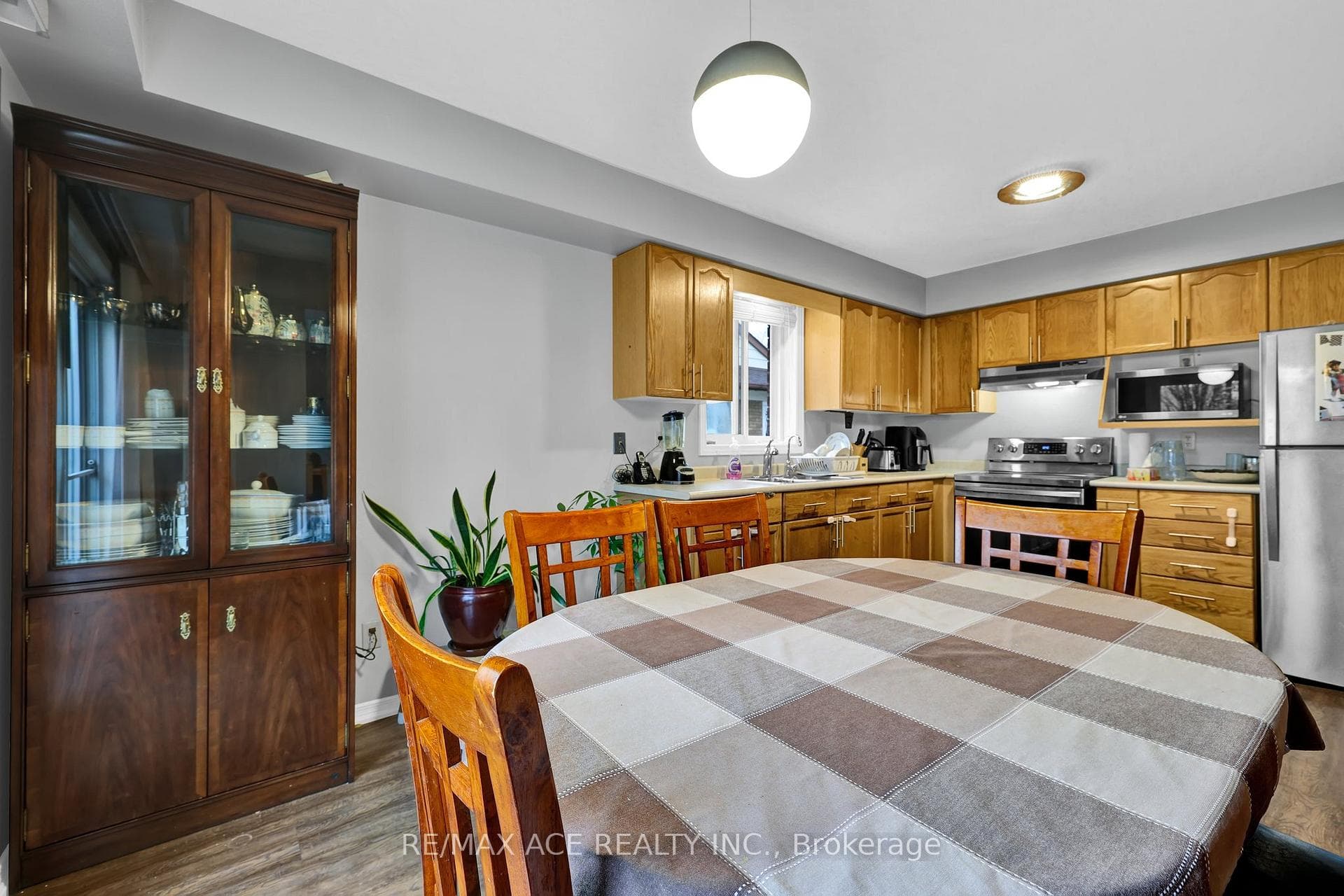 19 Rosemount Drive photo 15