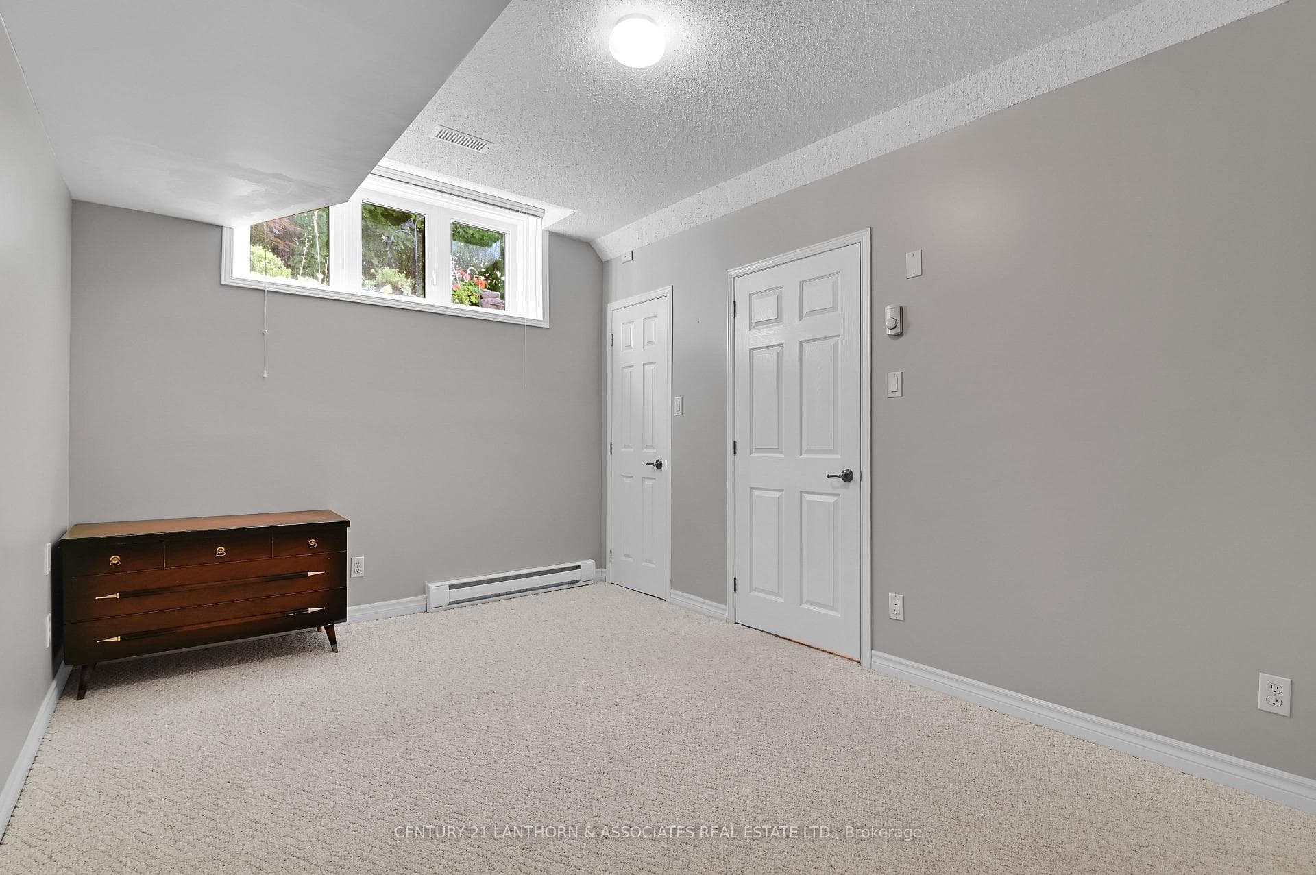 24 Kinmount Private N/A photo 21