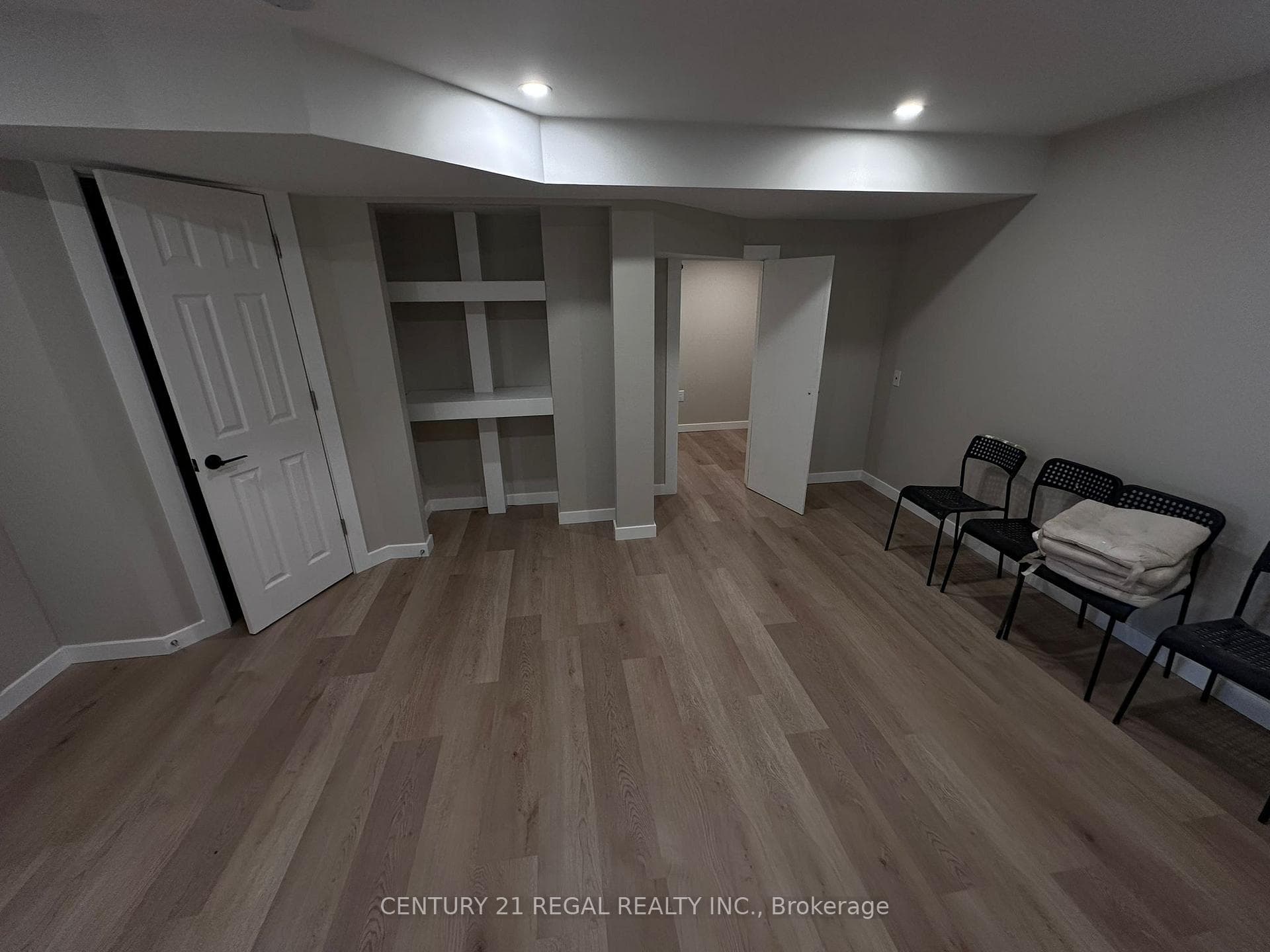 59 Northern Dancer Drive Unit Bsmt photo 5