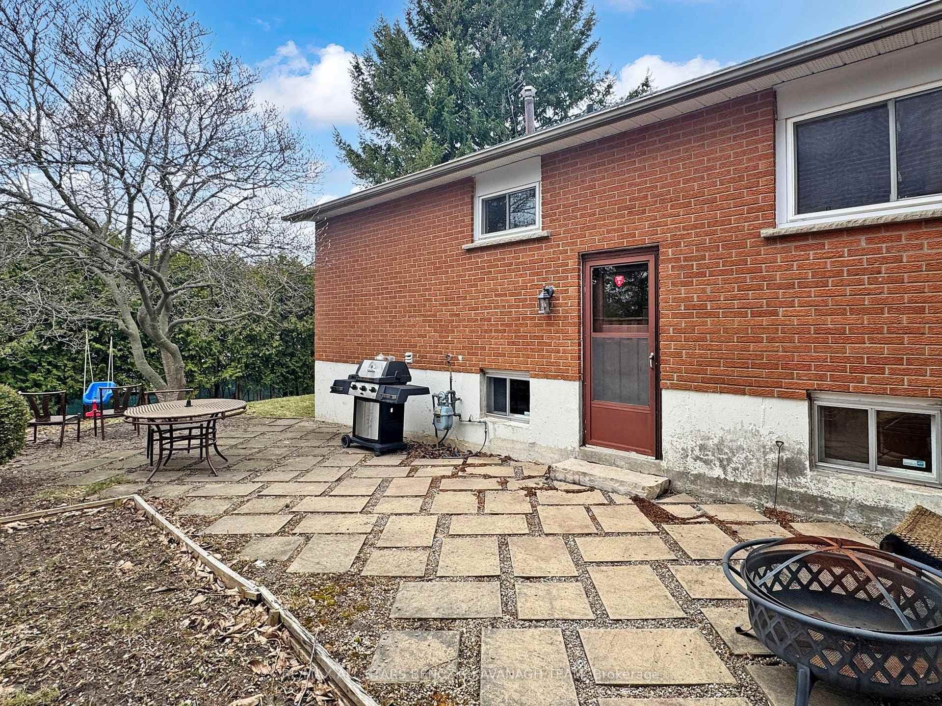 30 Sir Caradoc Place photo 14