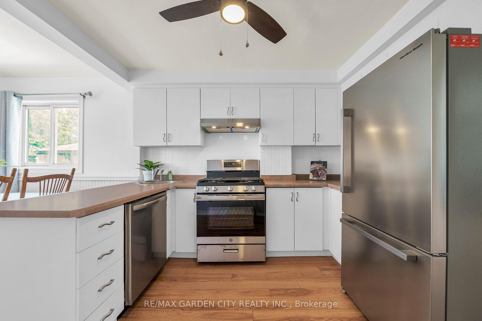 49 CROSTHWAITE Avenue photo 12