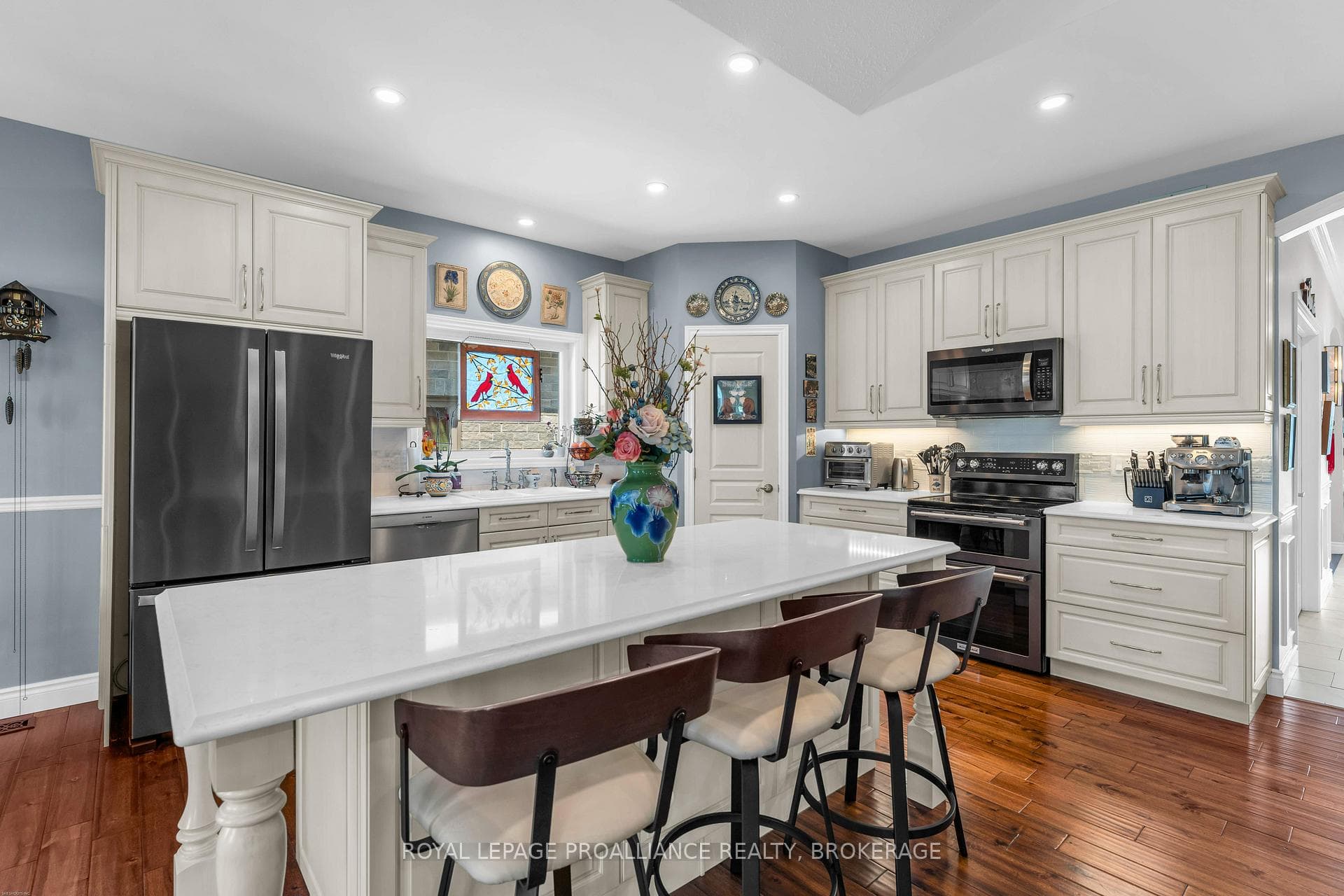 861 Windermere Drive photo 13