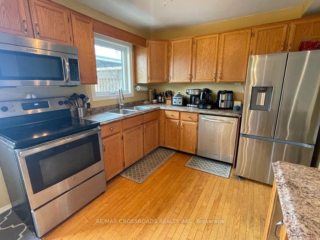 3966 Horseshoe Valley Road photo 6