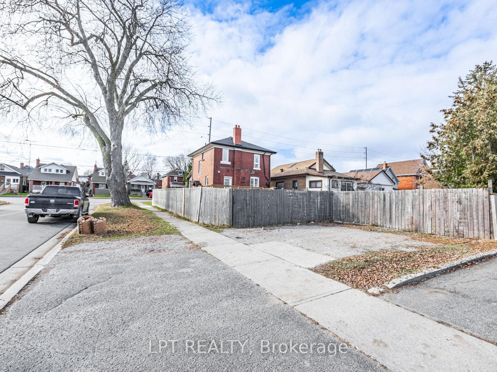 201 Ritson Road photo 7