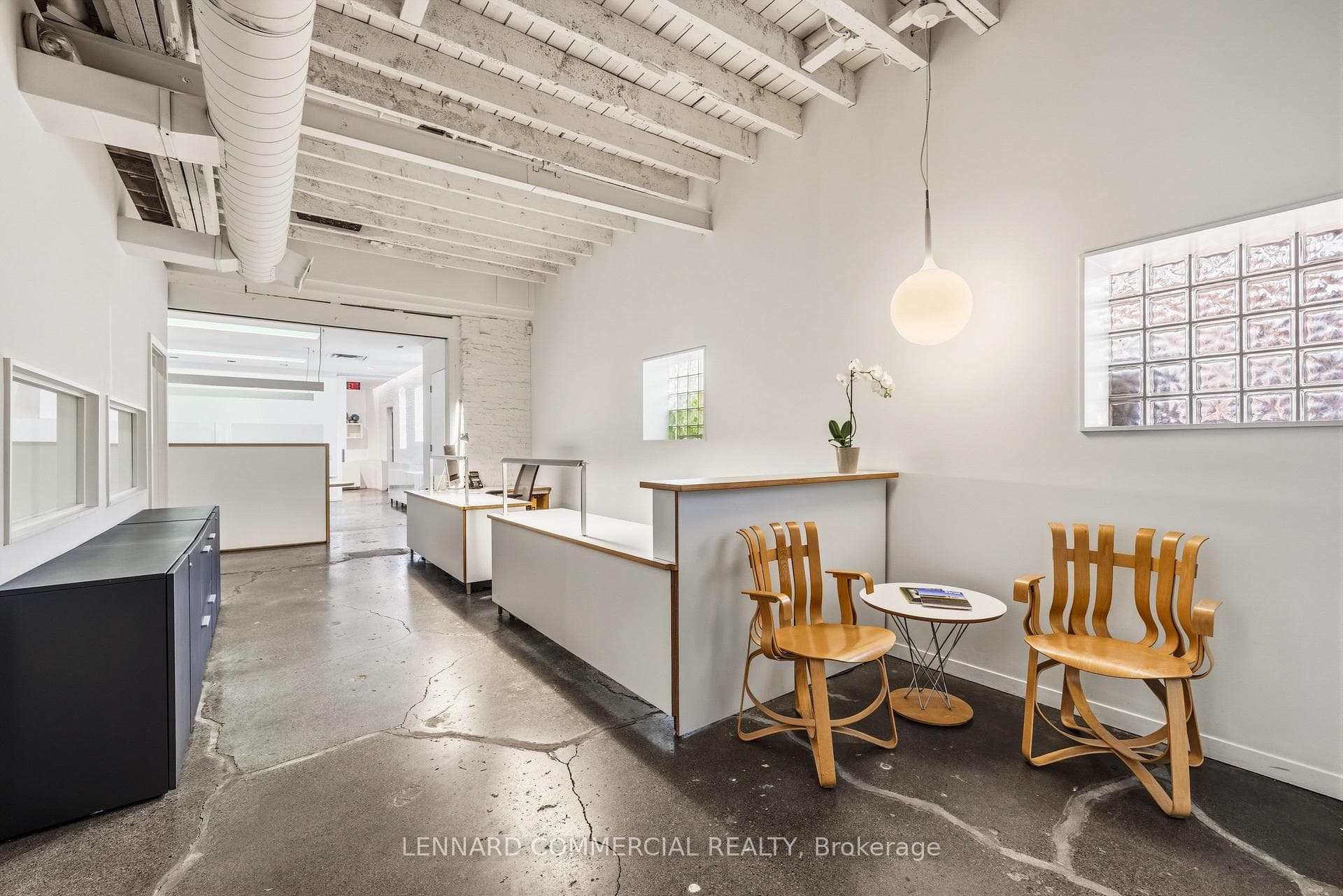 121 Logan Avenue photo 8