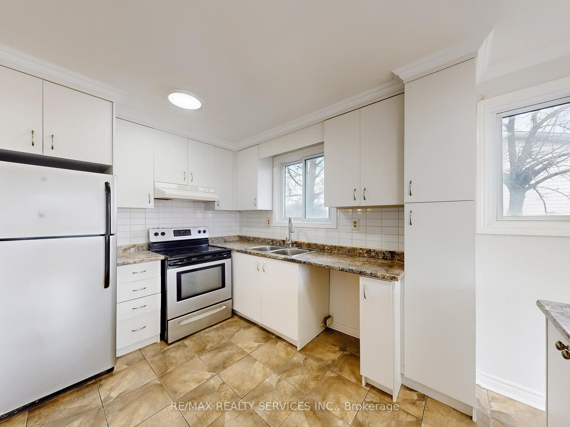 9 Glenridge Road photo 17