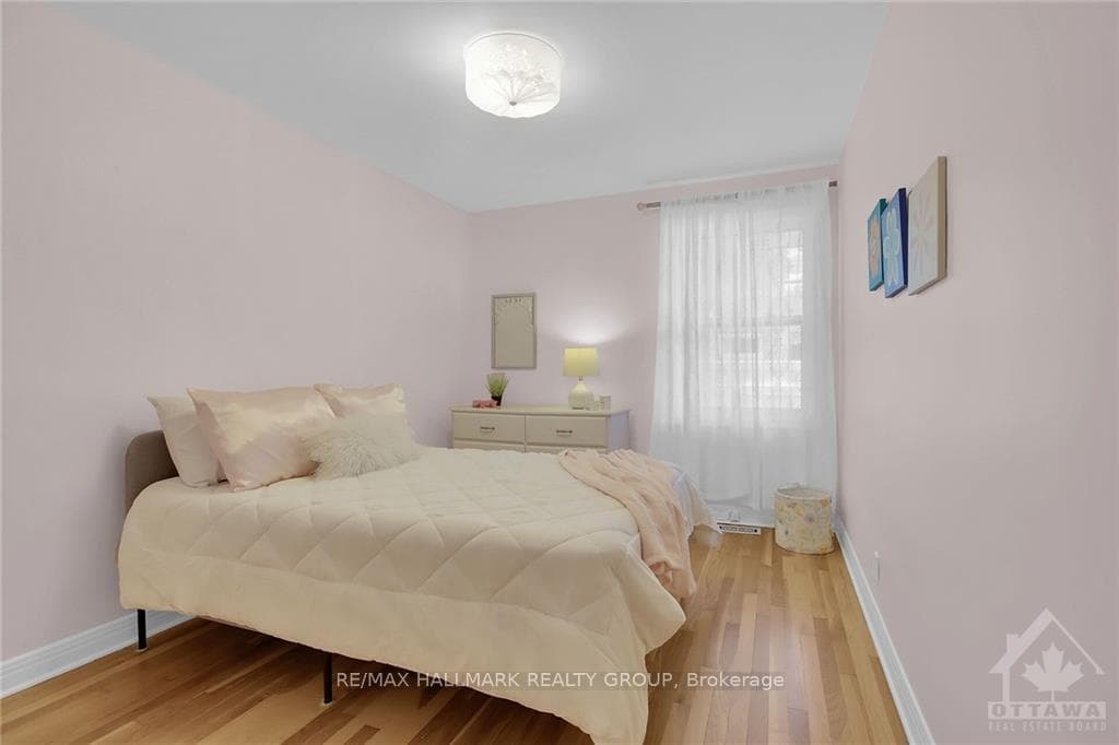 2063 NEEPAWA Avenue photo 22