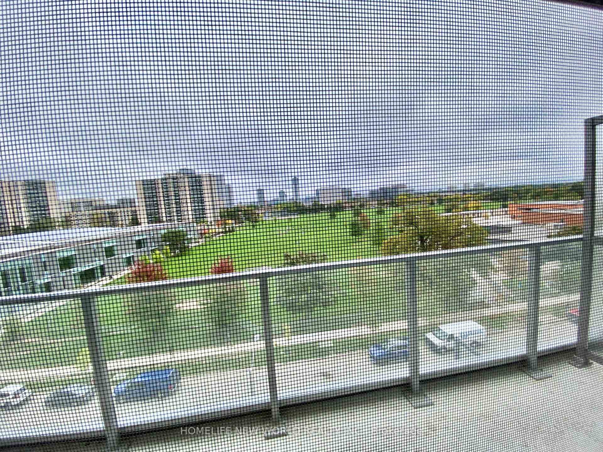 32 Forest Manor Road Unit 512 photo 10