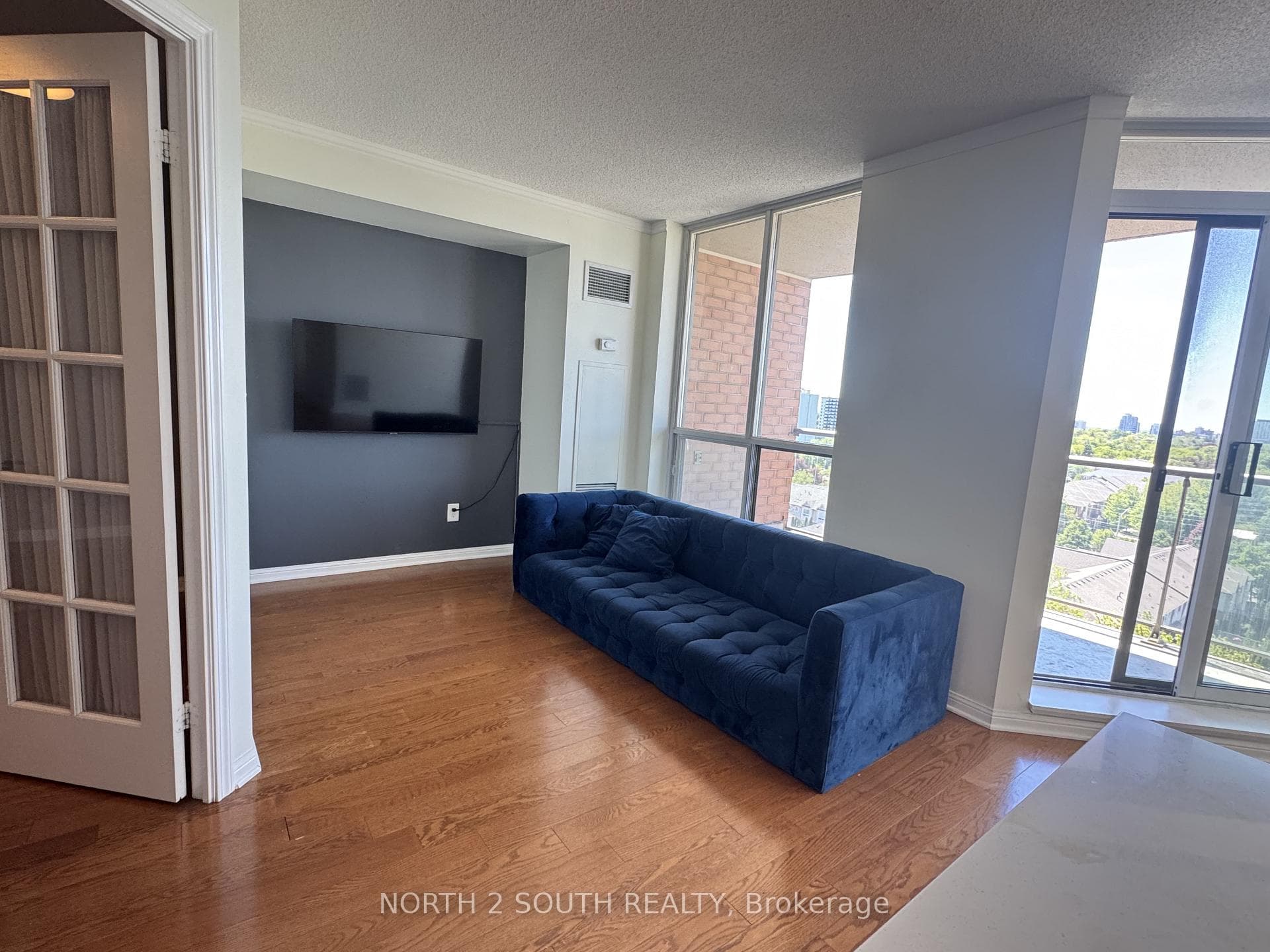 1150 Parkwest Place Unit 1002 photo 4