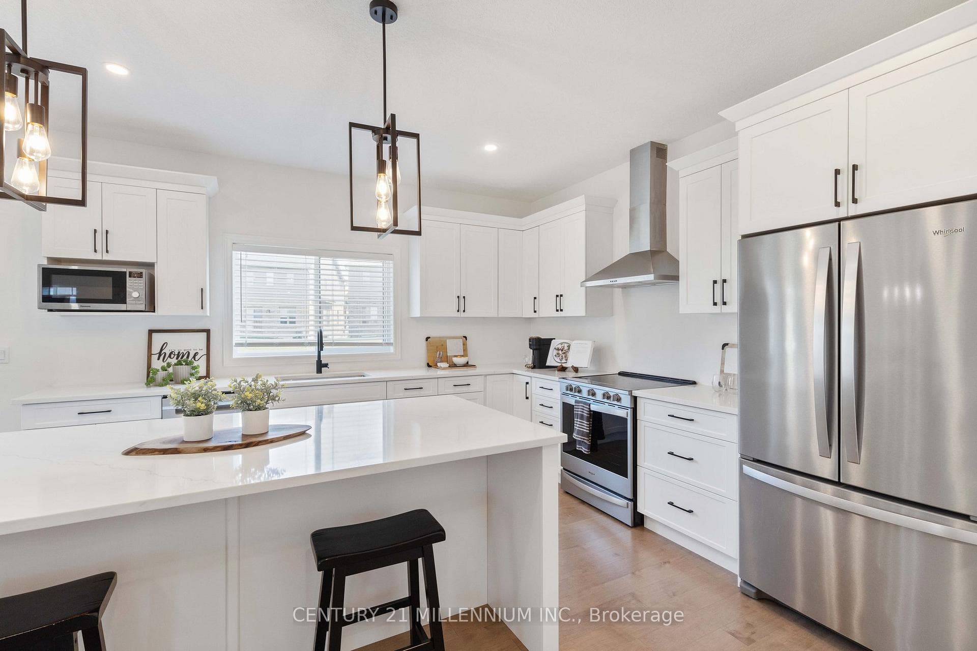 135 Plewes Drive photo 19