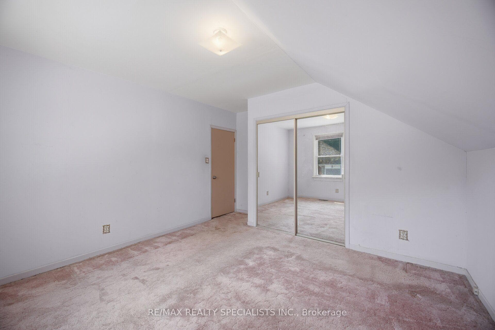 173 Victoria Street photo 25