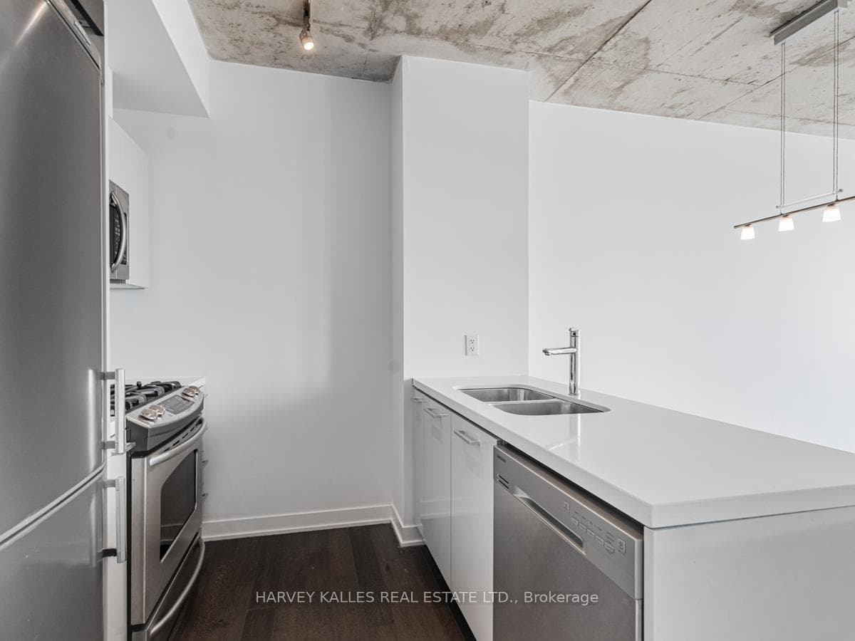318 King Street Unit 908 photo 13