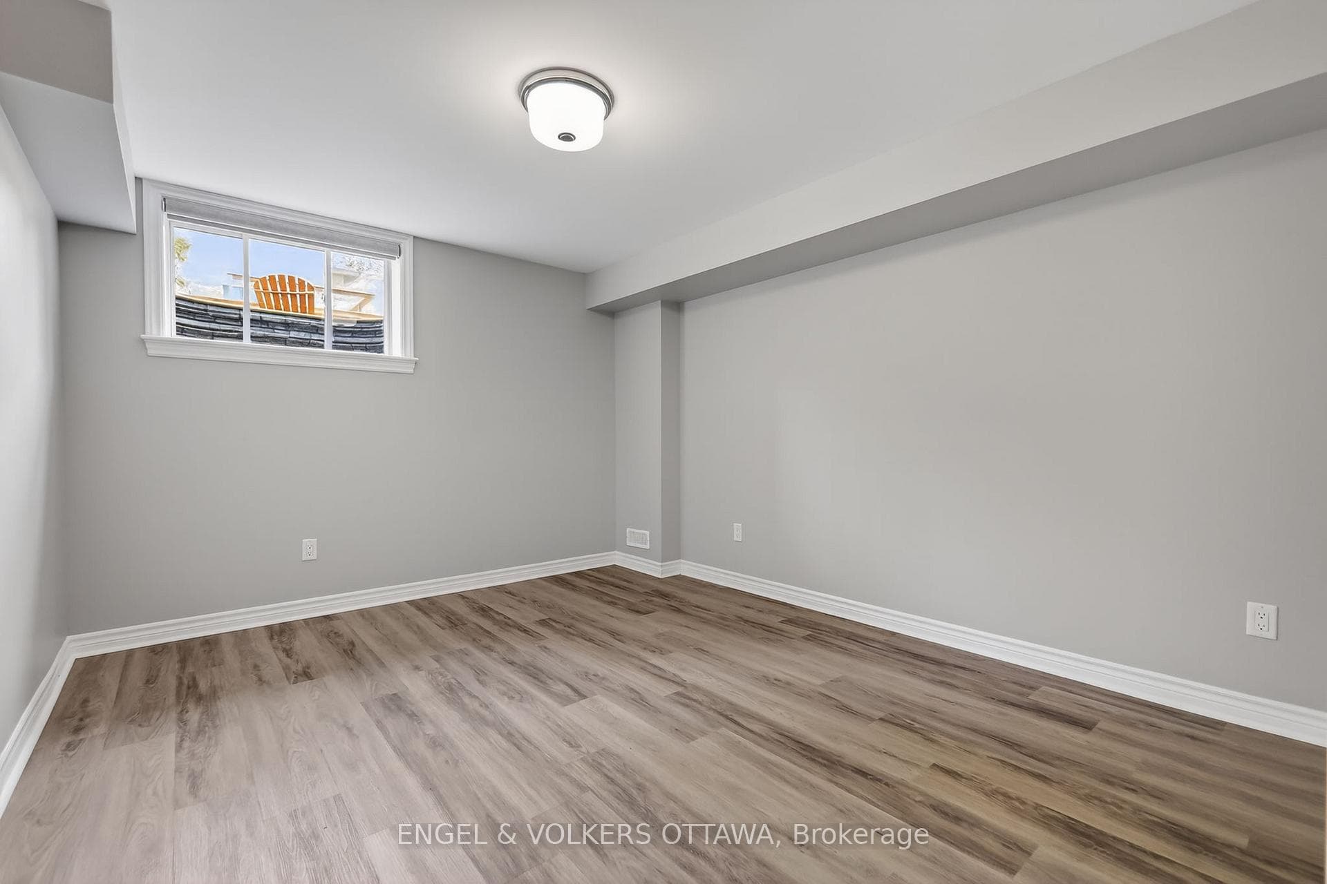 871 Tewin Circle photo 23