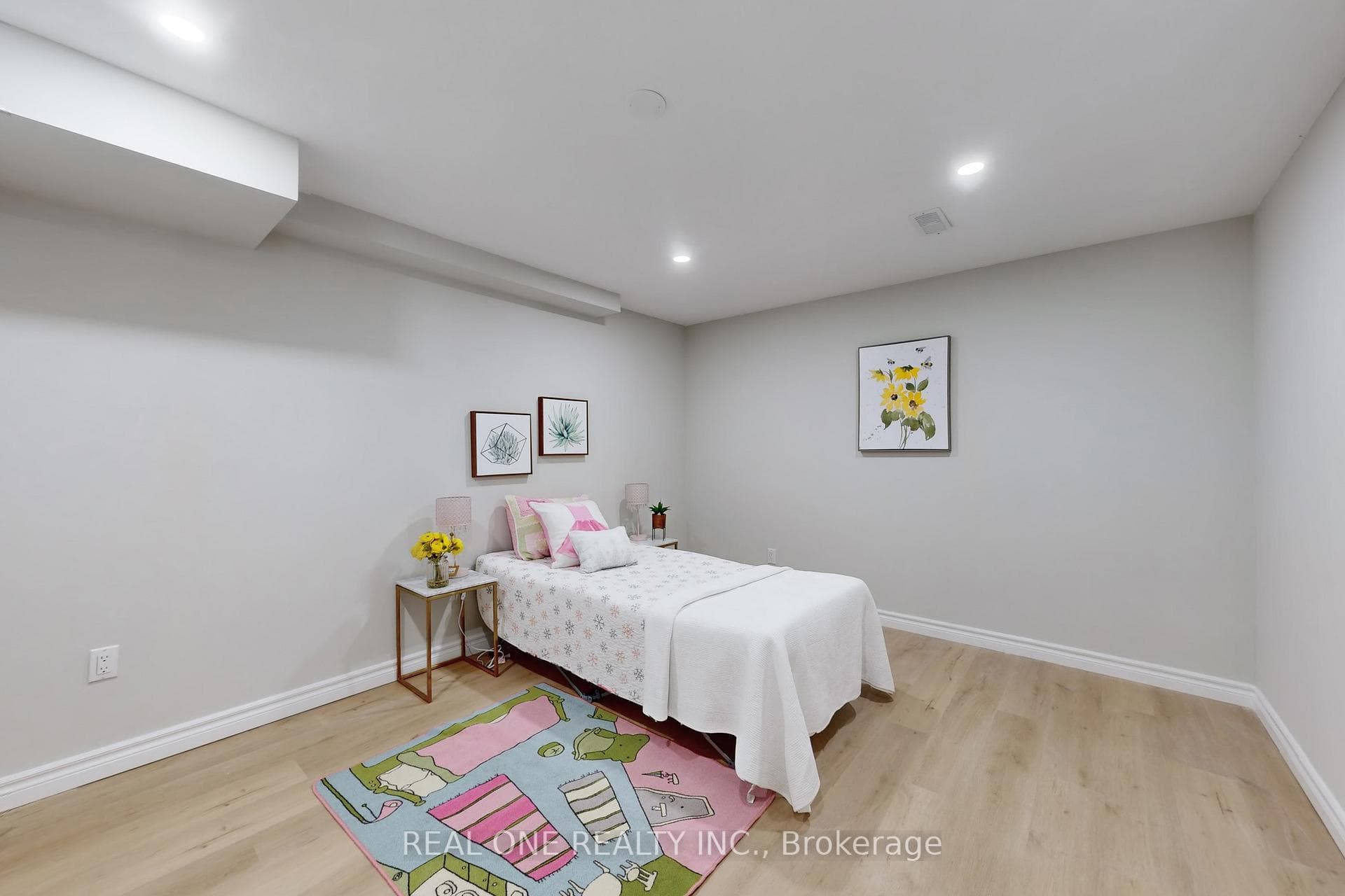 27 Gladiola Court photo 15