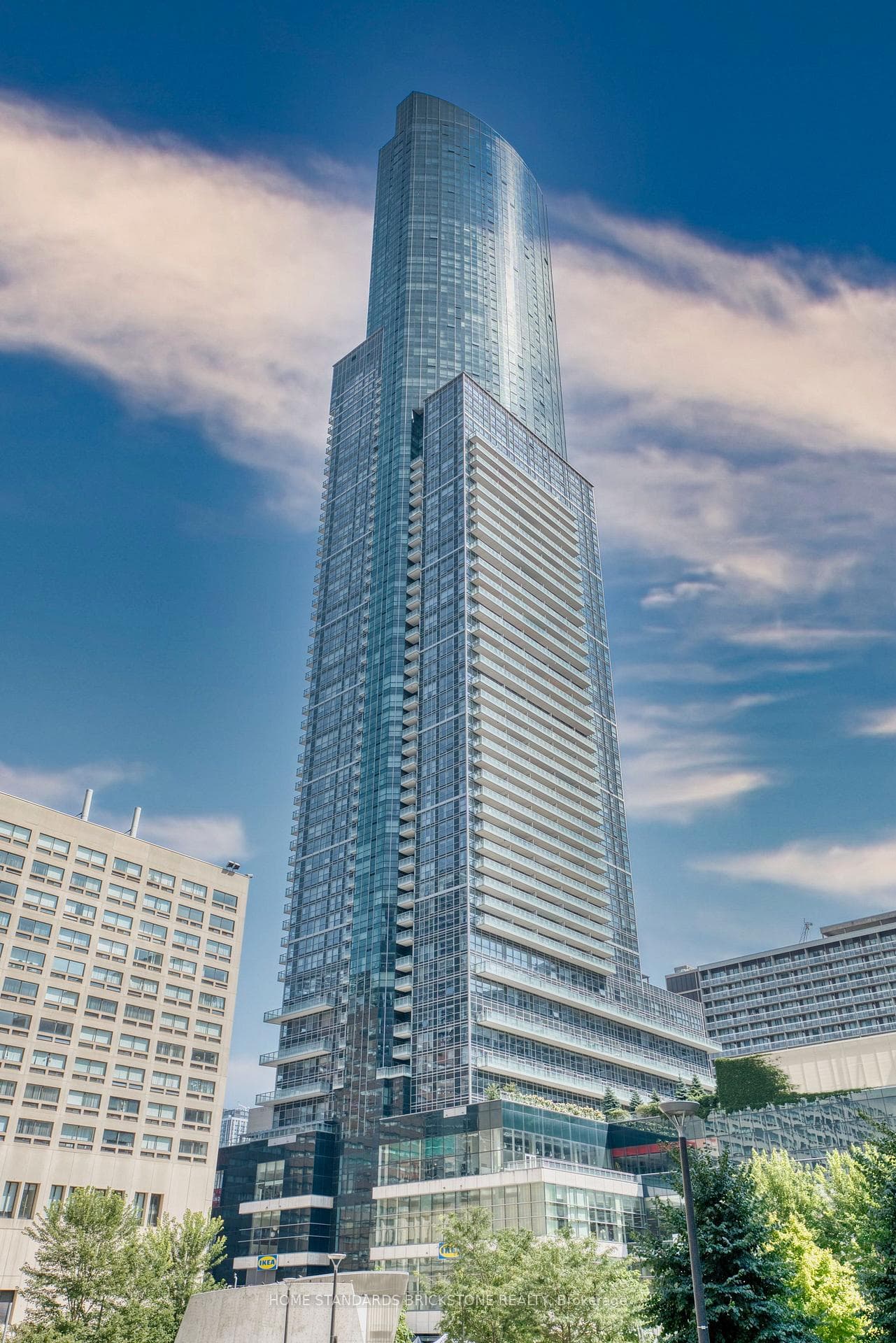 388 Yonge Street Unit 6107 photo 1