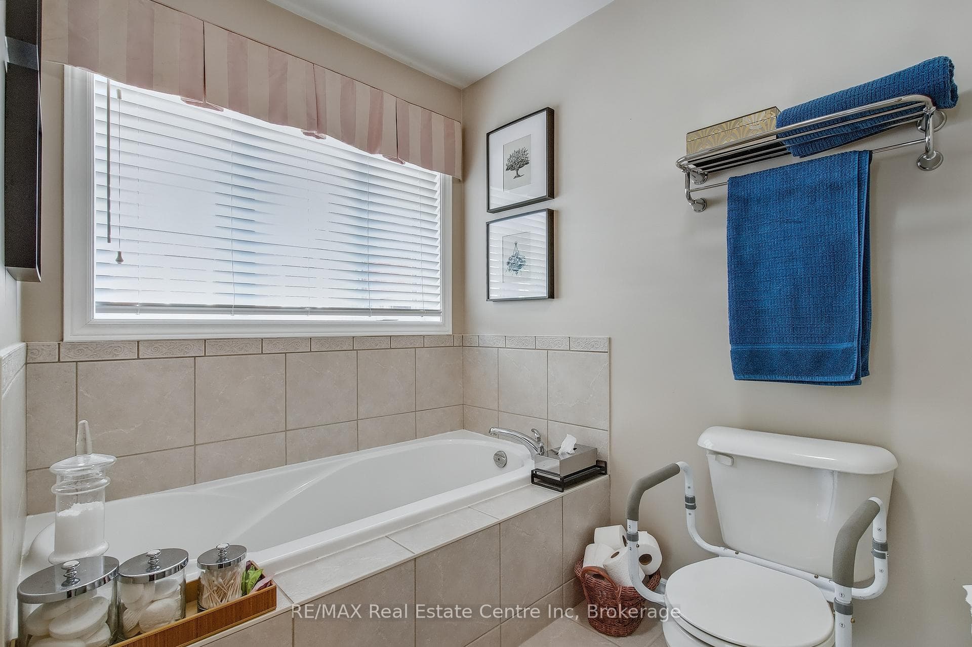 70 Mcgowan Street photo 15
